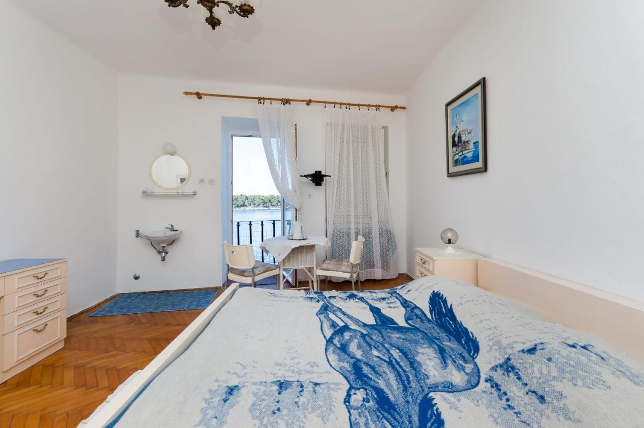 Rooms Sonja P Rab Town Esterno foto